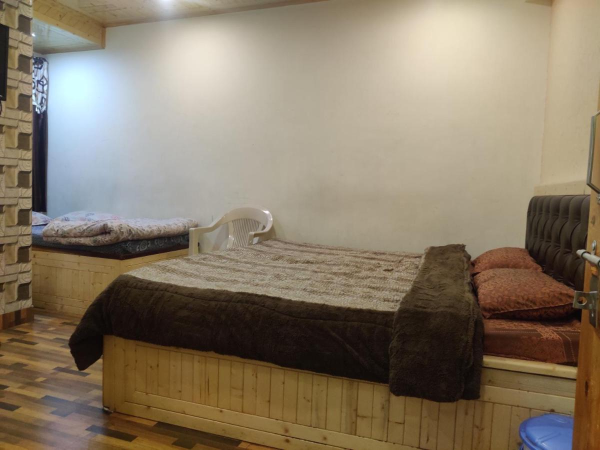 New Mehdudia B&B Shimla Exterior foto